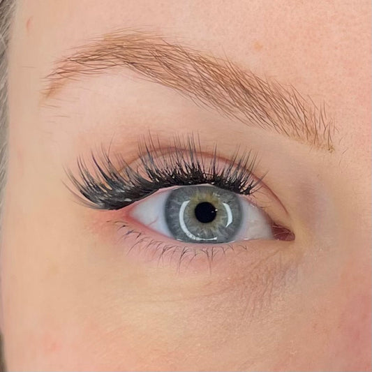 2. SORT Mega Volume D-curl Clusters/Lashes