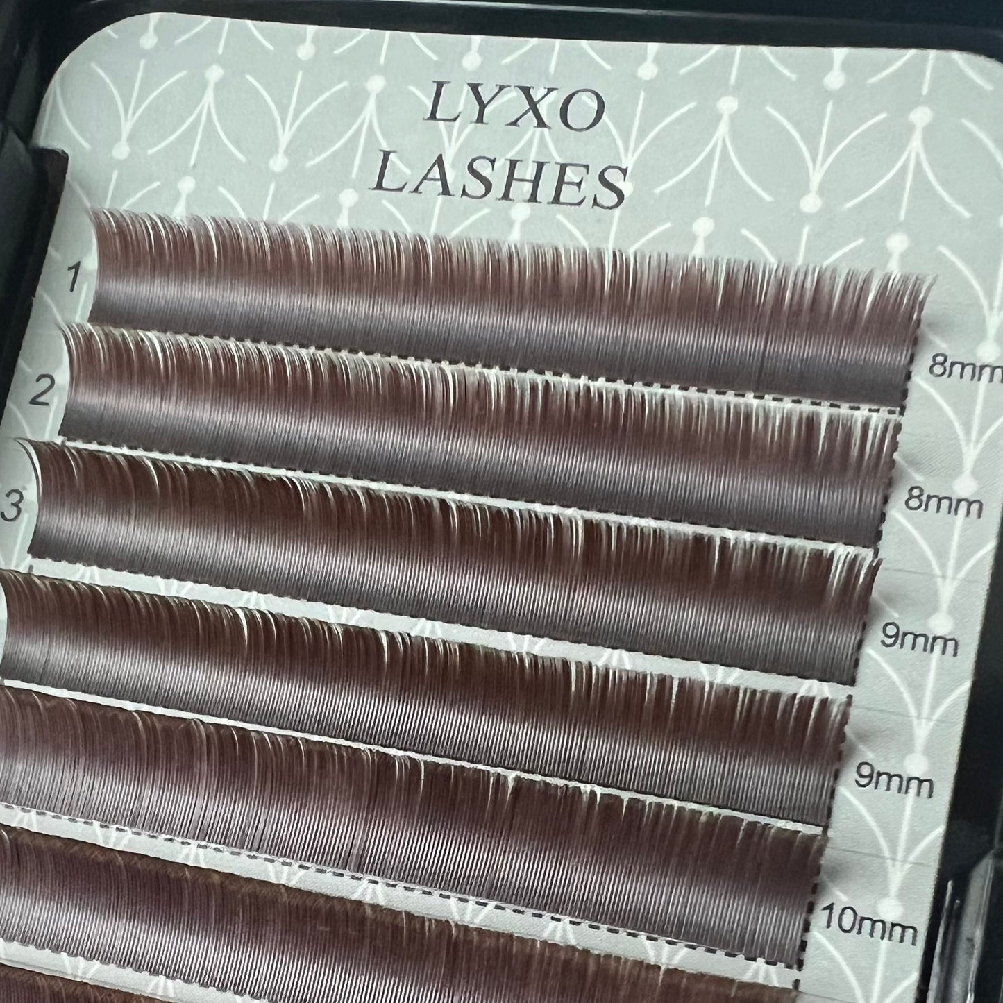 BROWN Flat Eyelash Extensions